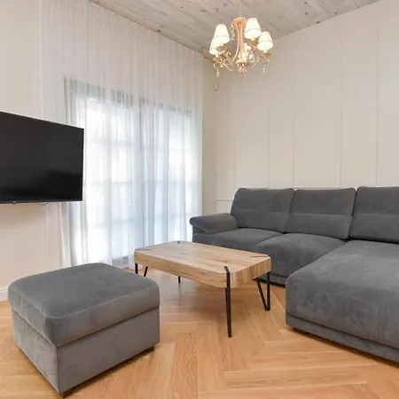Appartement Apartamentai Birutes Aleja 18 Nuoma Tik Nuo 2 Naktu Minimum Two Nights *